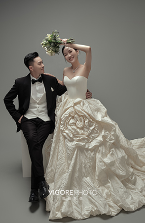 Mr.W & Mrs.S