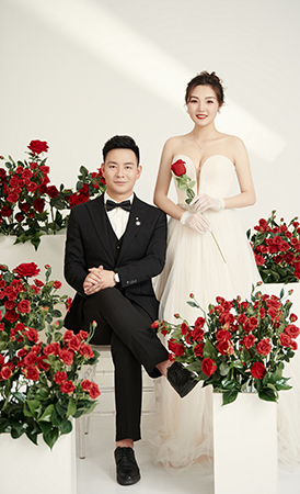 Mr.C& Mrs.L