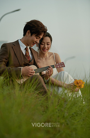Mr.Z & Mrs.C